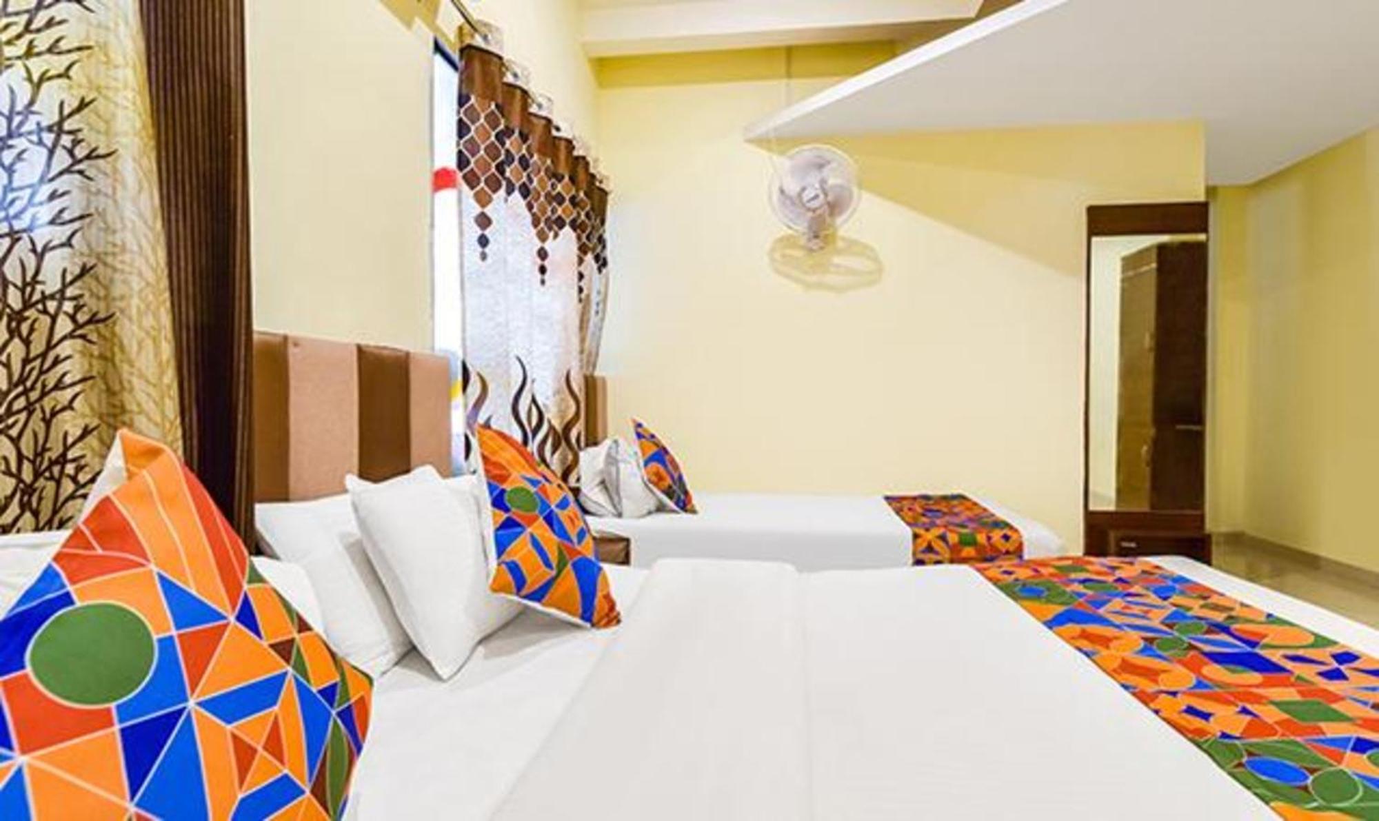 Fabexpress Poonam Palace Ahmedabad Exterior photo